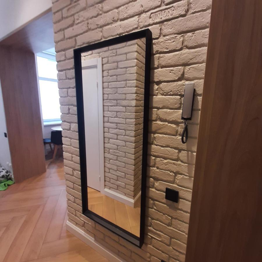 Простора І Вишукана Квартира В Самому Серці Львова Luaran gambar